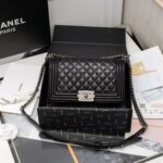 Classic Diamond Quilt