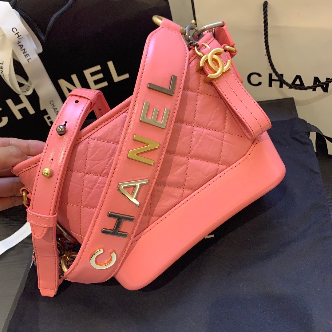 Chanel Gabrielle Hobo Bag Logo Letter Strap Edition (Small) 20cm 11