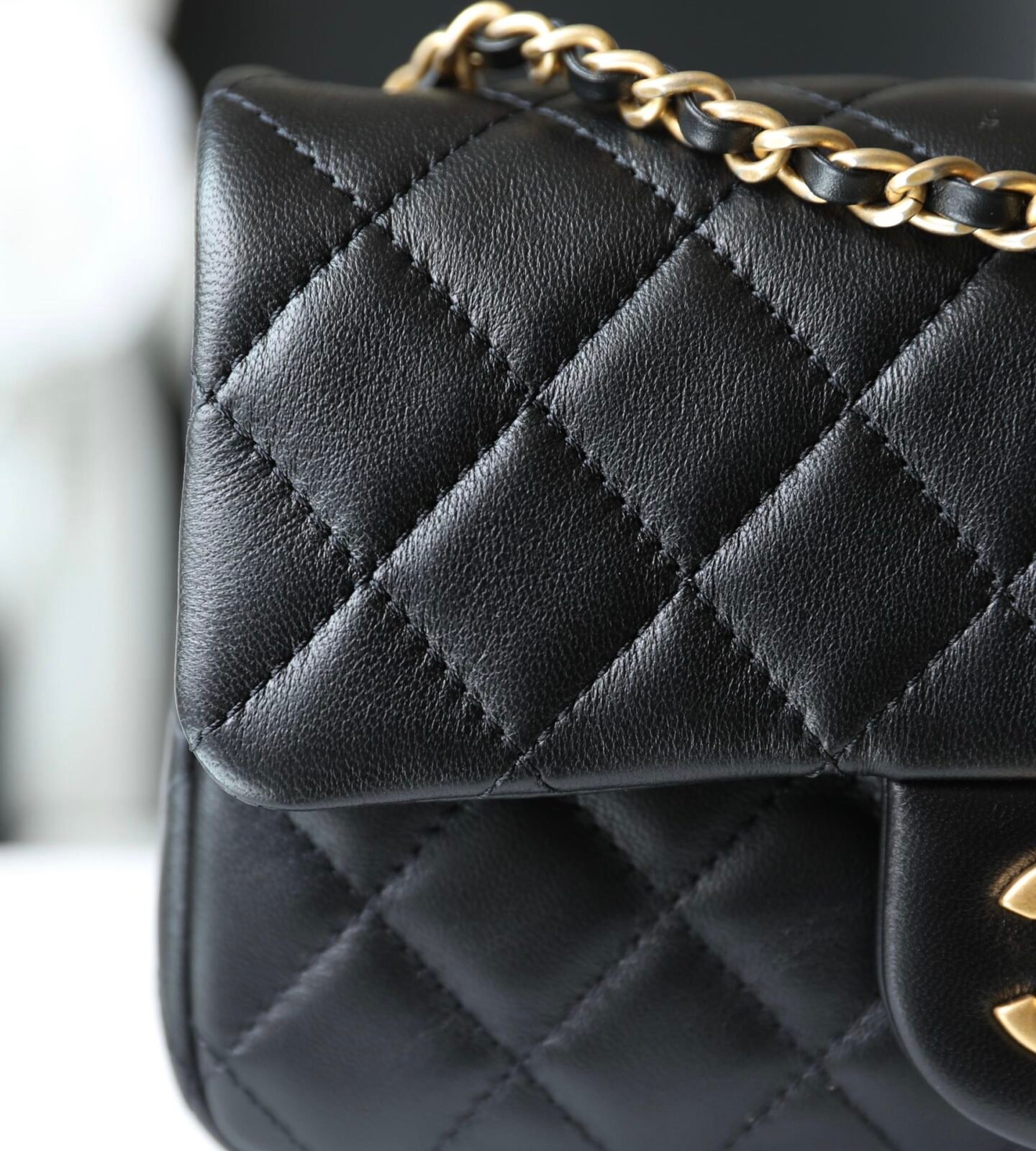 Chanel 22S “Walnut” Woven Gold Ball Mini Flap Bag 2 Sizes Black 12