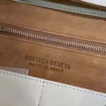 Bottega Veneta Arco Small Leather Tote Bag White 15