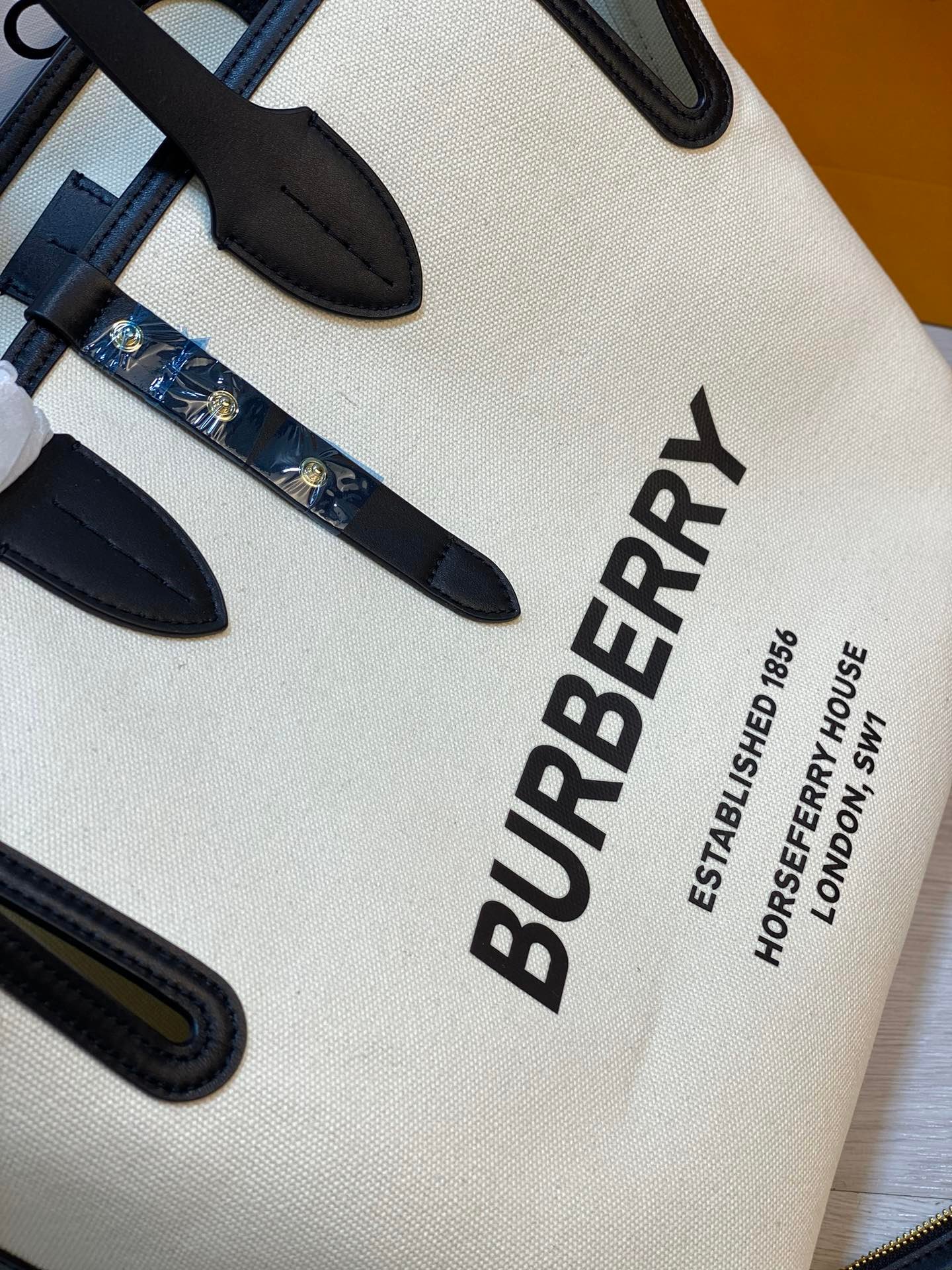 Burberry Horseferry Print Canvas & Leather Freya Tote Bag 2