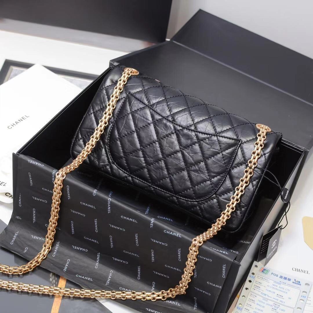 Chanel 2.55 Reissue Flap Bag Black Aged Calfskin 24cm 3