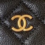 CHANEL 23P Heart Ball Vanity Case 17cm 3