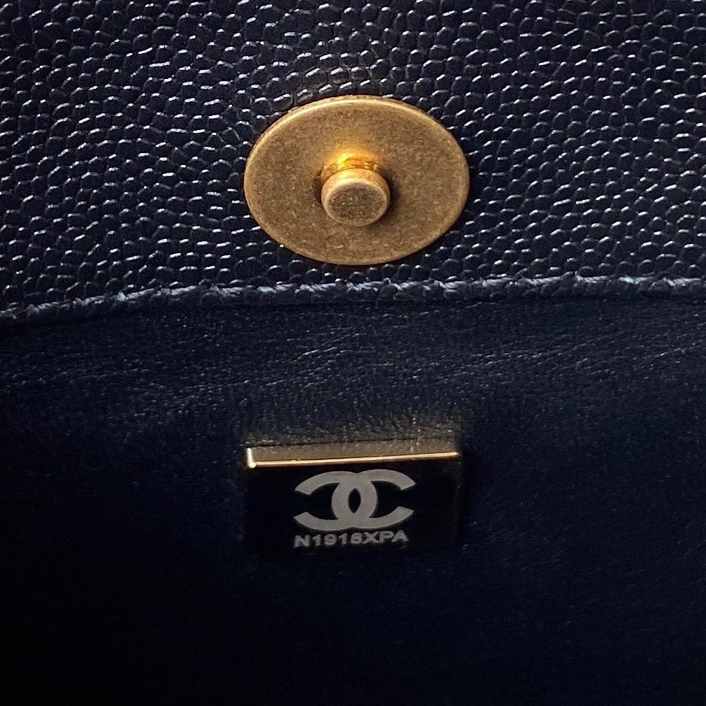 CHANEL 23P Heart Ball Hobo Bag 20cm Multiple Colors 36