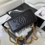 CHANEL 23P Heart Ball Vanity Case 17cm 7