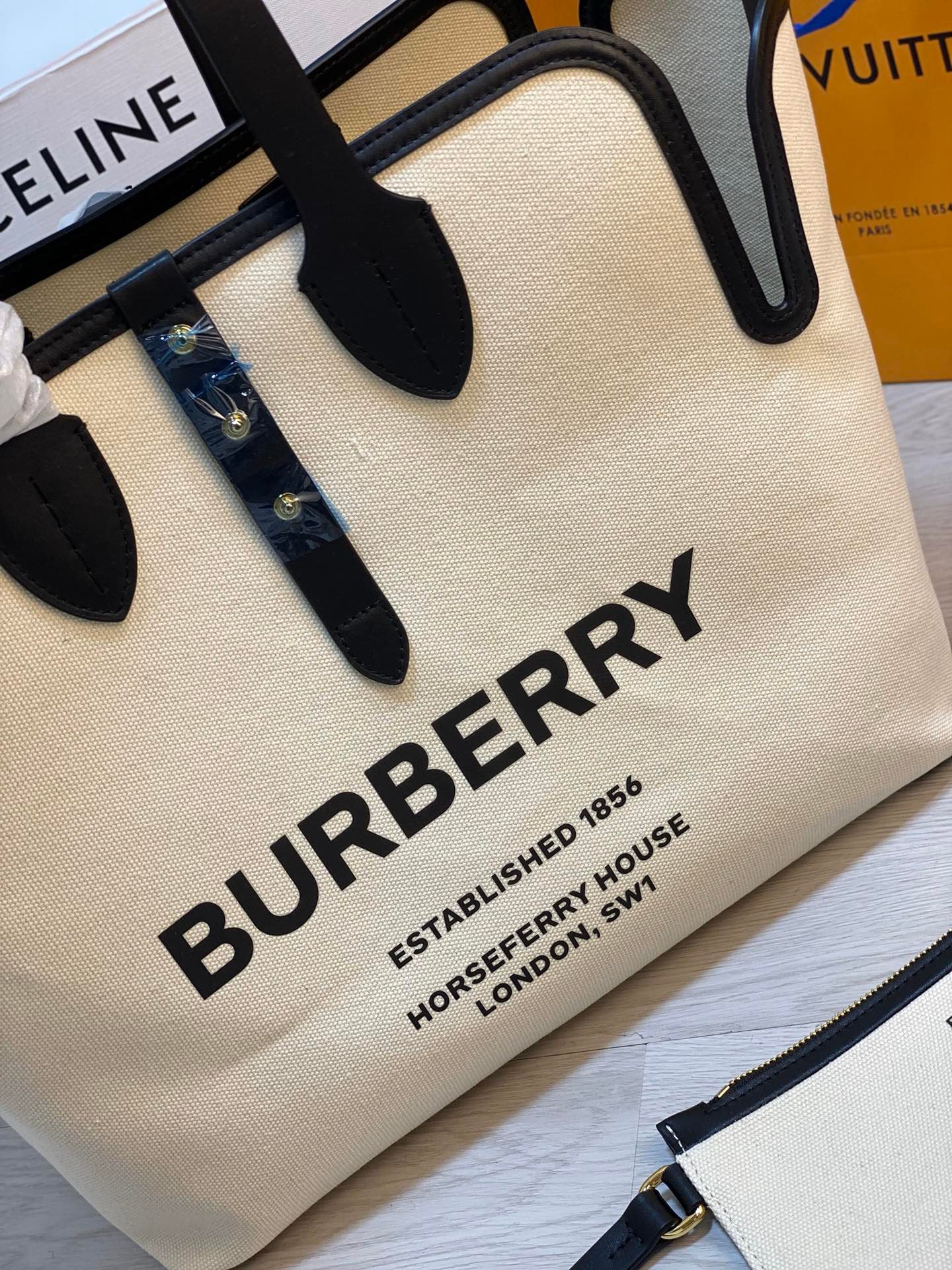 Burberry Horseferry Print Canvas & Leather Freya Tote Bag 7