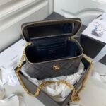 CHANEL 23P Heart Ball Vanity Case 17cm 8