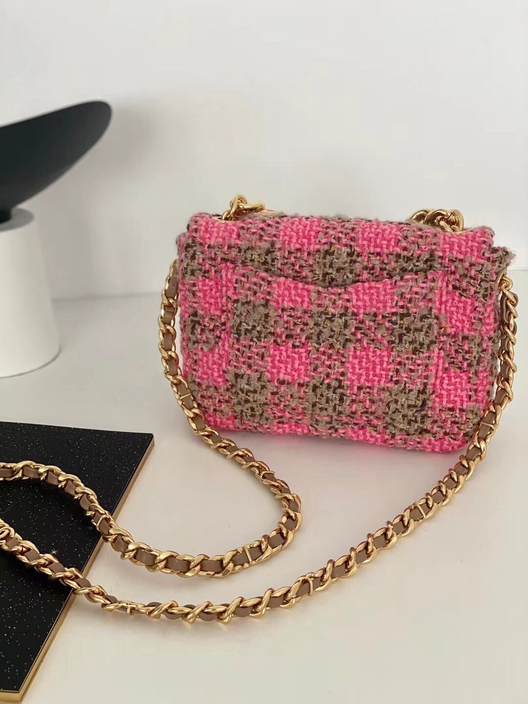 CHANEL 19 Mini Tweed Flap Bag 20cm Pink 8