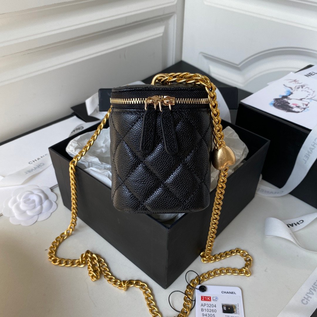 CHANEL 23P Heart Ball Vanity Case 17cm 9