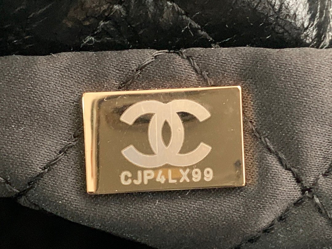 Chanel 22 Style Shiny Calfskin Drawstring Shopping Bag (2022 Collection) 9