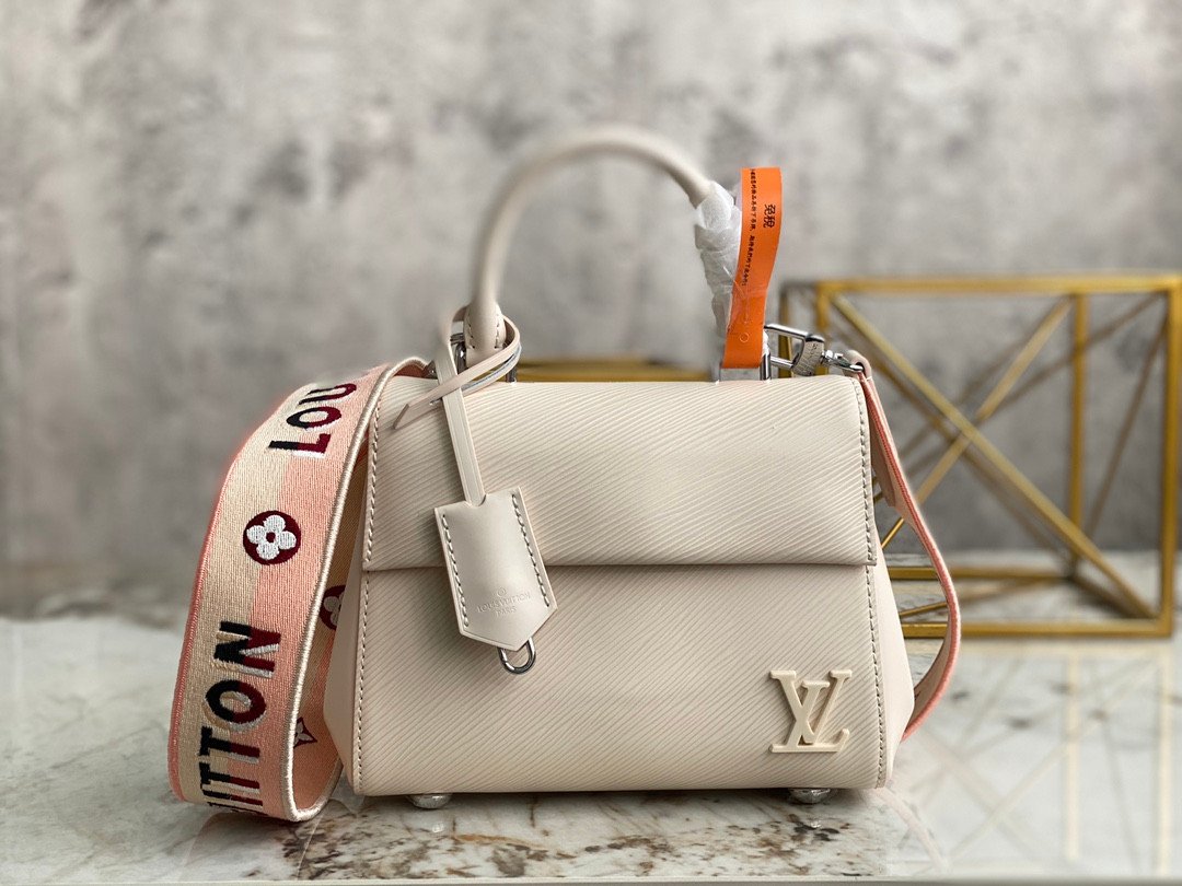Louis Vuitton Cluny Mini 20cm Epi Leather Handbag with Reversible Jacquard Strap 10