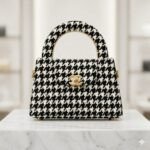 Chanel 24A Kelly Classic Houndstooth Tweed Top Handle Flap Bag 19x14x7cm Black & White