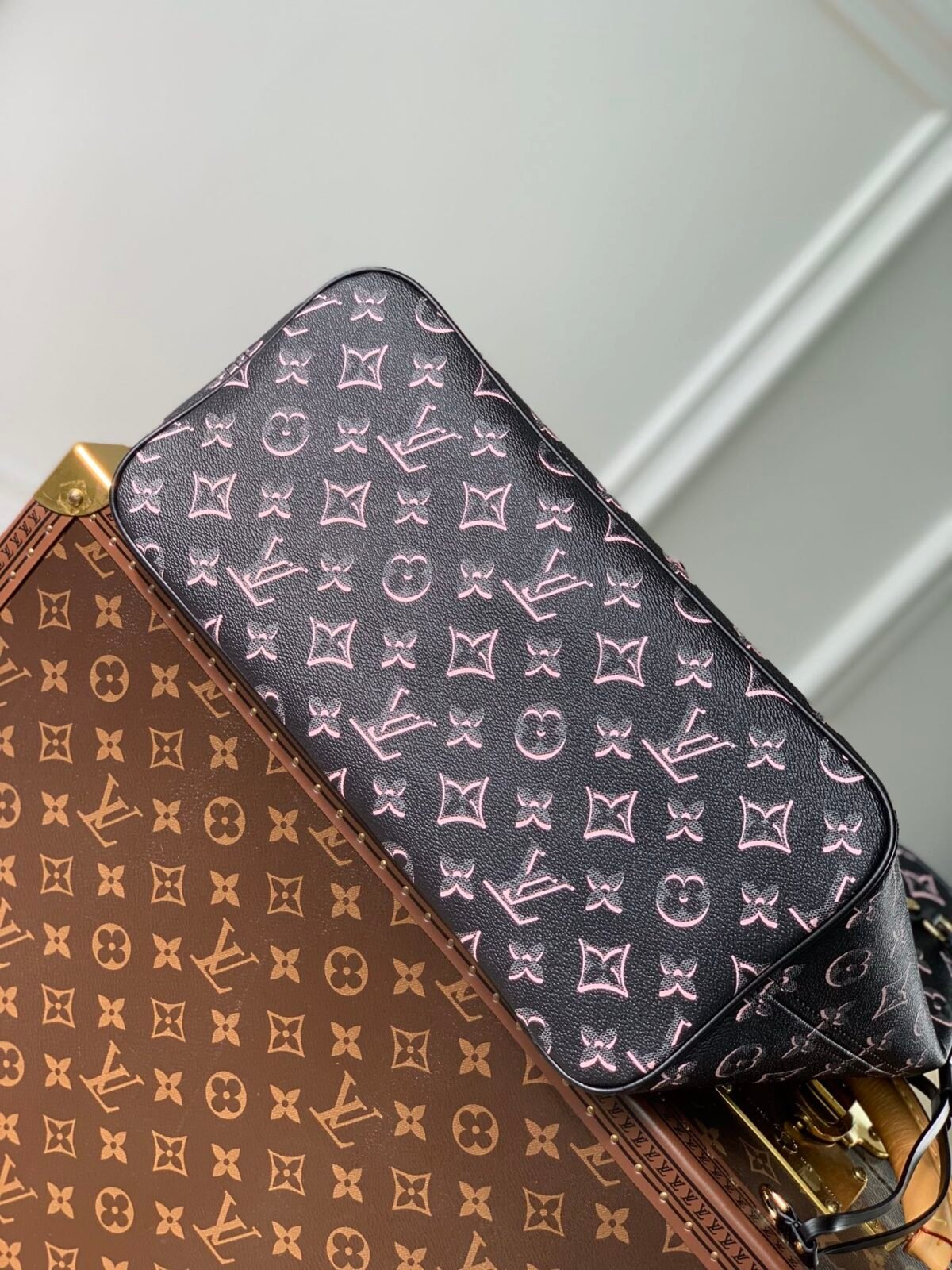 Louis Vuitton Neverfull MM Phantom Shadow Silk-Screen Canvas Tote Bag 31cm 13