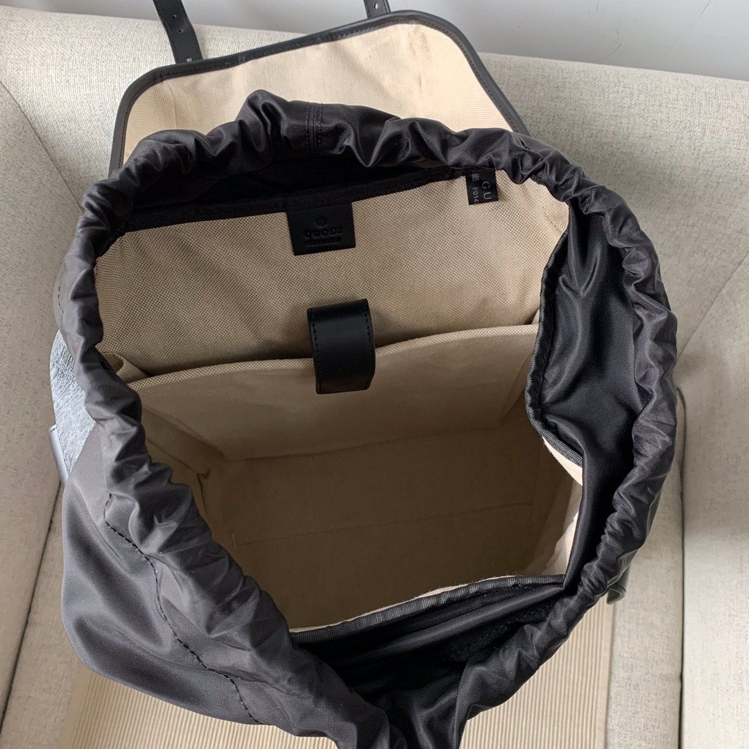 Gucci GG Supreme Canvas Flap Backpack 32.5x42x15.5cm Premium Leather Trim with Signature Web Detail & Side Pockets 18