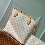 Louis Vuitton Neverfull MM Phantom Shadow Silk-Screen Canvas Tote Bag 31cm 2