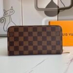 Louis Vuitton M60017 Zippy Wallet 19cm Limited Edition Silkscreen Monogram Canvas 2
