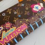 Louis Vuitton M60017 Zippy Wallet 19cm Limited Edition Silkscreen Monogram Canvas 23