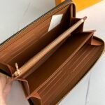 Louis Vuitton M60017 Zippy Wallet 19cm Limited Edition Silkscreen Monogram Canvas 25