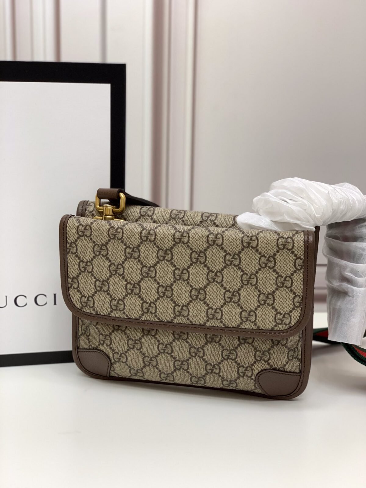 Gucci Neo Vintage GG Supreme Mini Messenger Bag 20cm Unisex Crossbody with Tiger Head Detail 3