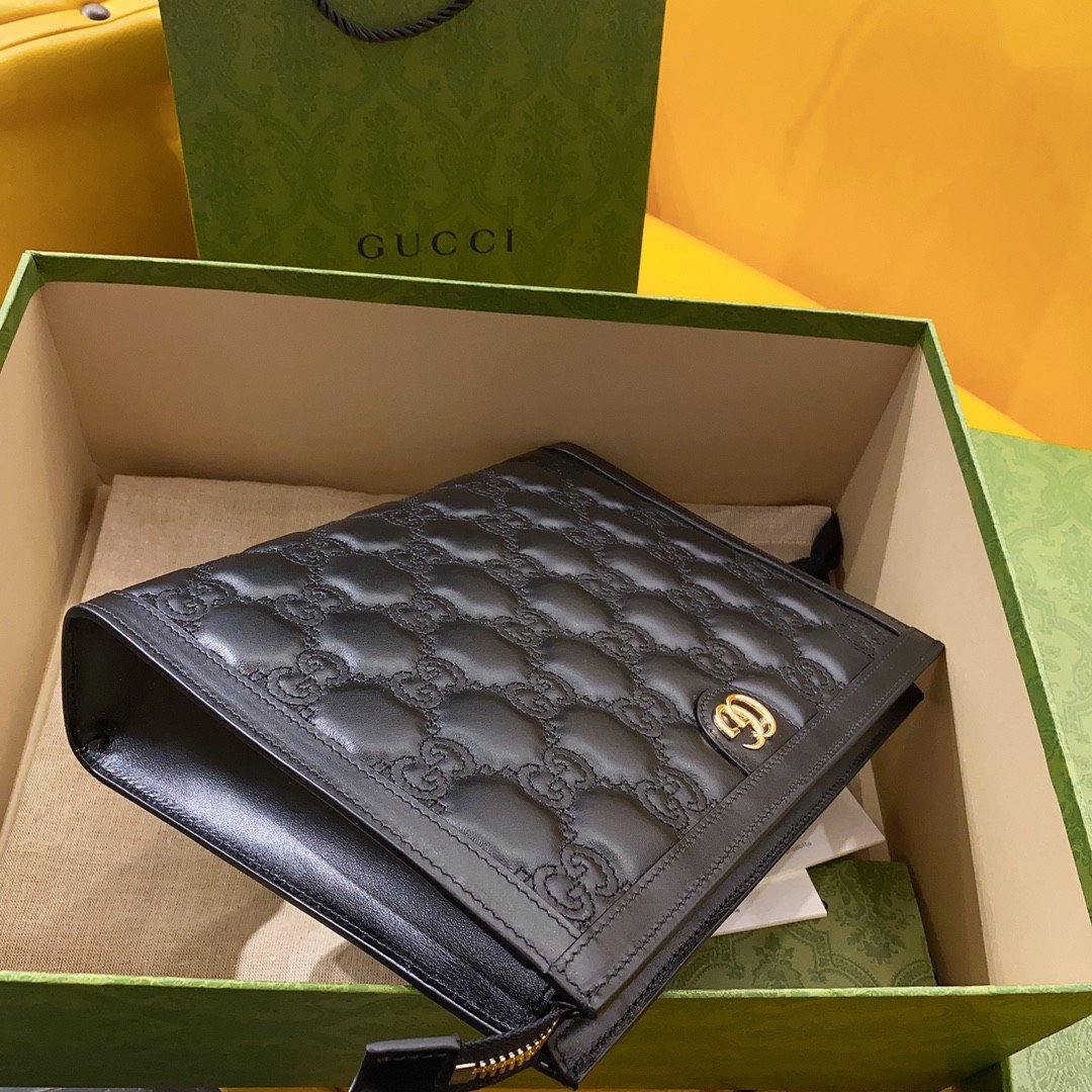 Gucci GG Matelassé Leather Clutch Pouch 26cm Black 4