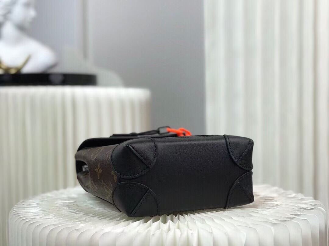 Louis Vuitton Steamer Nano Messenger Bag 15cm Virgil Abloh “Zoom with Friends” Animated Edition 4