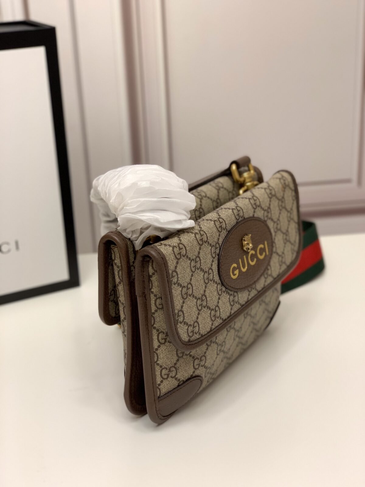 Gucci Neo Vintage GG Supreme Mini Messenger Bag 20cm Unisex Crossbody with Tiger Head Detail 4