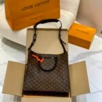 Louis Vuitton Sac Plat Messenger Tote Bag 36cm Virgil Abloh Monogram Canvas with Neon Chain 7