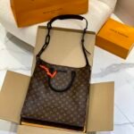 Louis Vuitton Sac Plat Messenger Tote Bag 36cm Virgil Abloh Monogram Canvas with Neon Chain 8