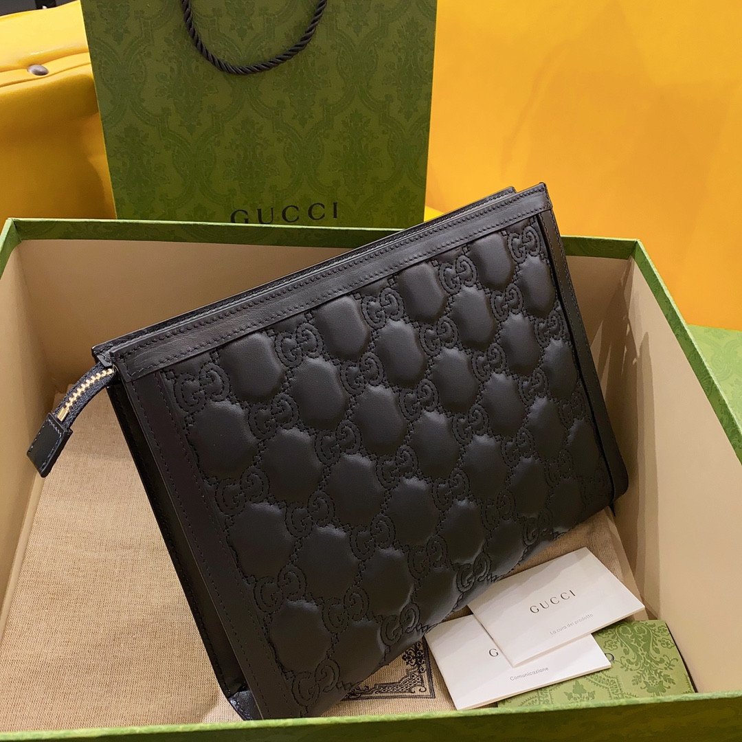 Gucci GG Matelassé Leather Clutch Pouch 26cm Black 9