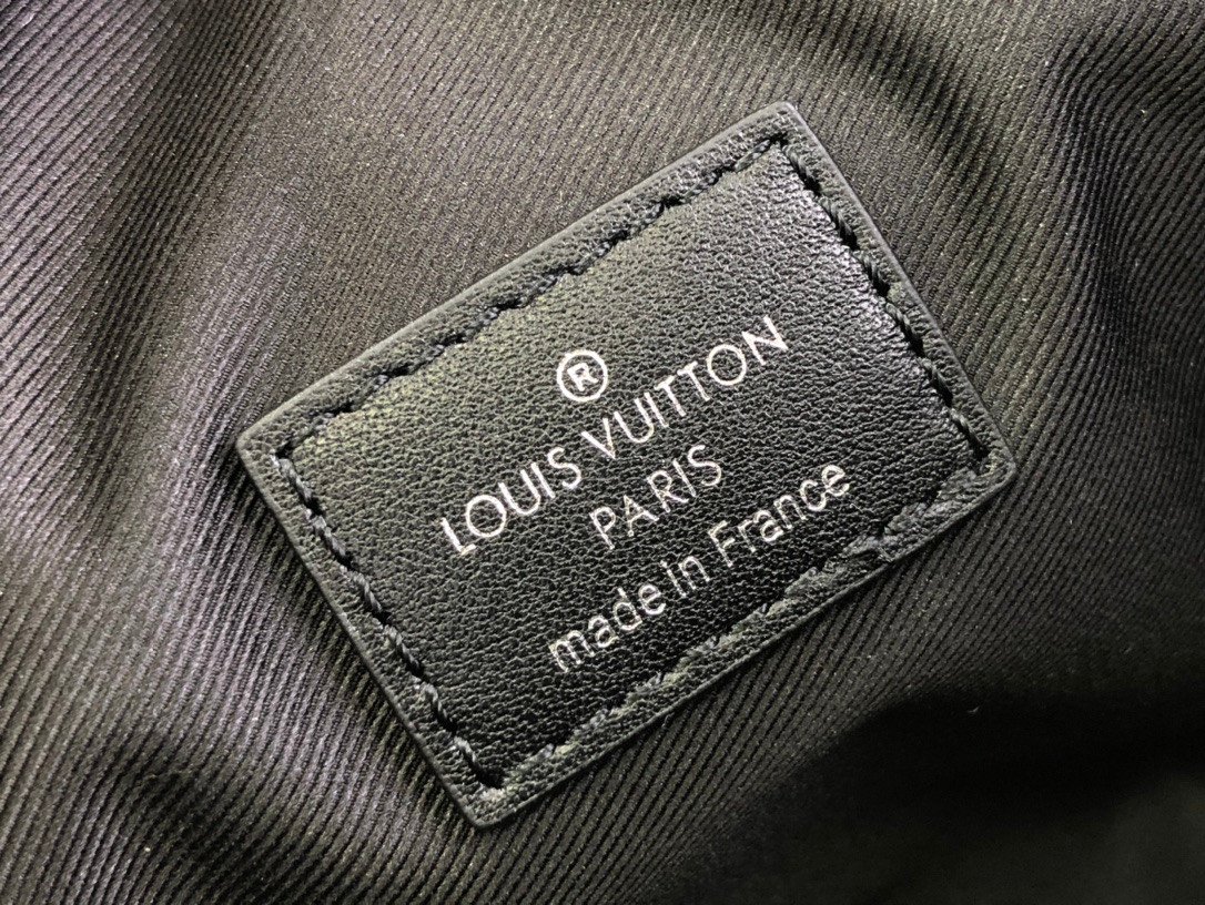 Louis Vuitton Soft Trunk in Monogram Eclipse Canvas Virgil Abloh Edition Unisex Crossbody Bag 25cm 9