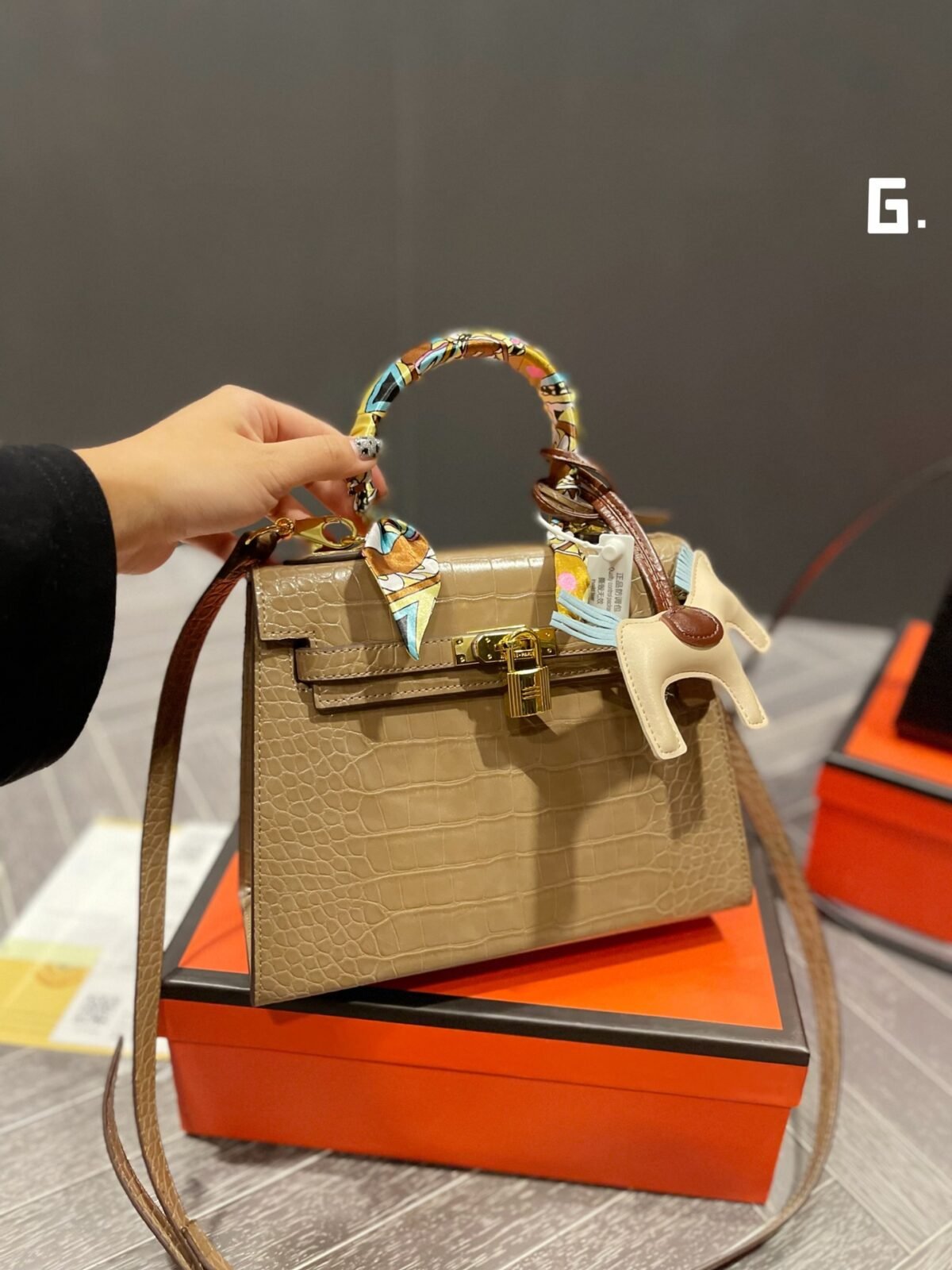 Hermès Croc-Embossed Kelly Style Handbag 25cm Luxury Top-Handle Bag with Signature Charms 1