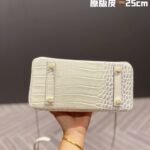 Hermès 25cm Birkin-Style Exotic Crocodile Embossed Leather Handbag Luxury Celebrity Edition 5 Colors 10