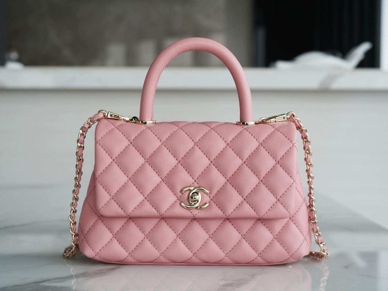 CHANEL Coco Handle Small Flap Bag 24cm in Grained Calfskin Elegant Top Handle Crossbody with Gold-Tone Hardware 10