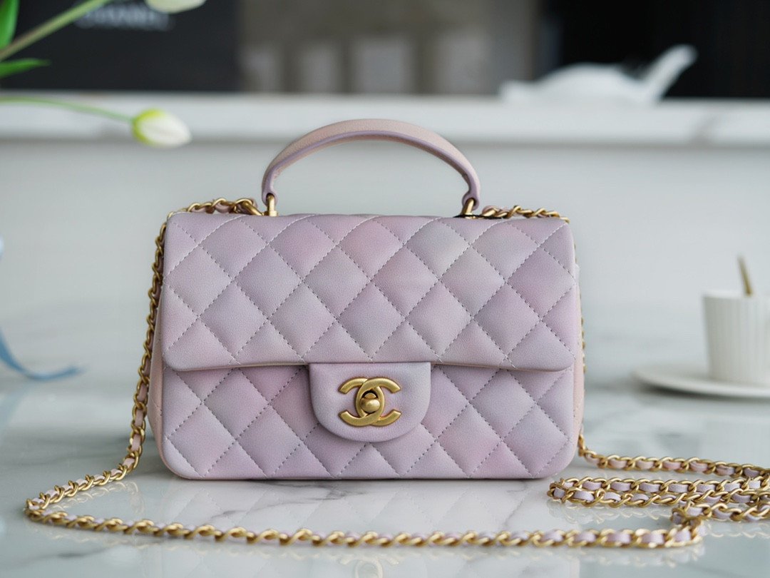Chanel 22P “King of Bags” Iridescent Gradient Mini CF Top Handle Bag Summer Edition 20cm Shoulder Bag 10