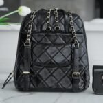 CHANEL 22A Metiers d’Art Collection Glossy Calfskin Backpack with Detachable Mini Pouch Leather Urban Rucksack 11