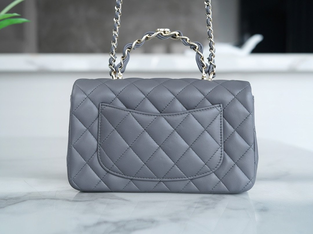 Chanel 23K Autumn/Winter Mini Classic Flap Bag 20cm The “Double C” Top Handle in Premium Quilted Leather 12