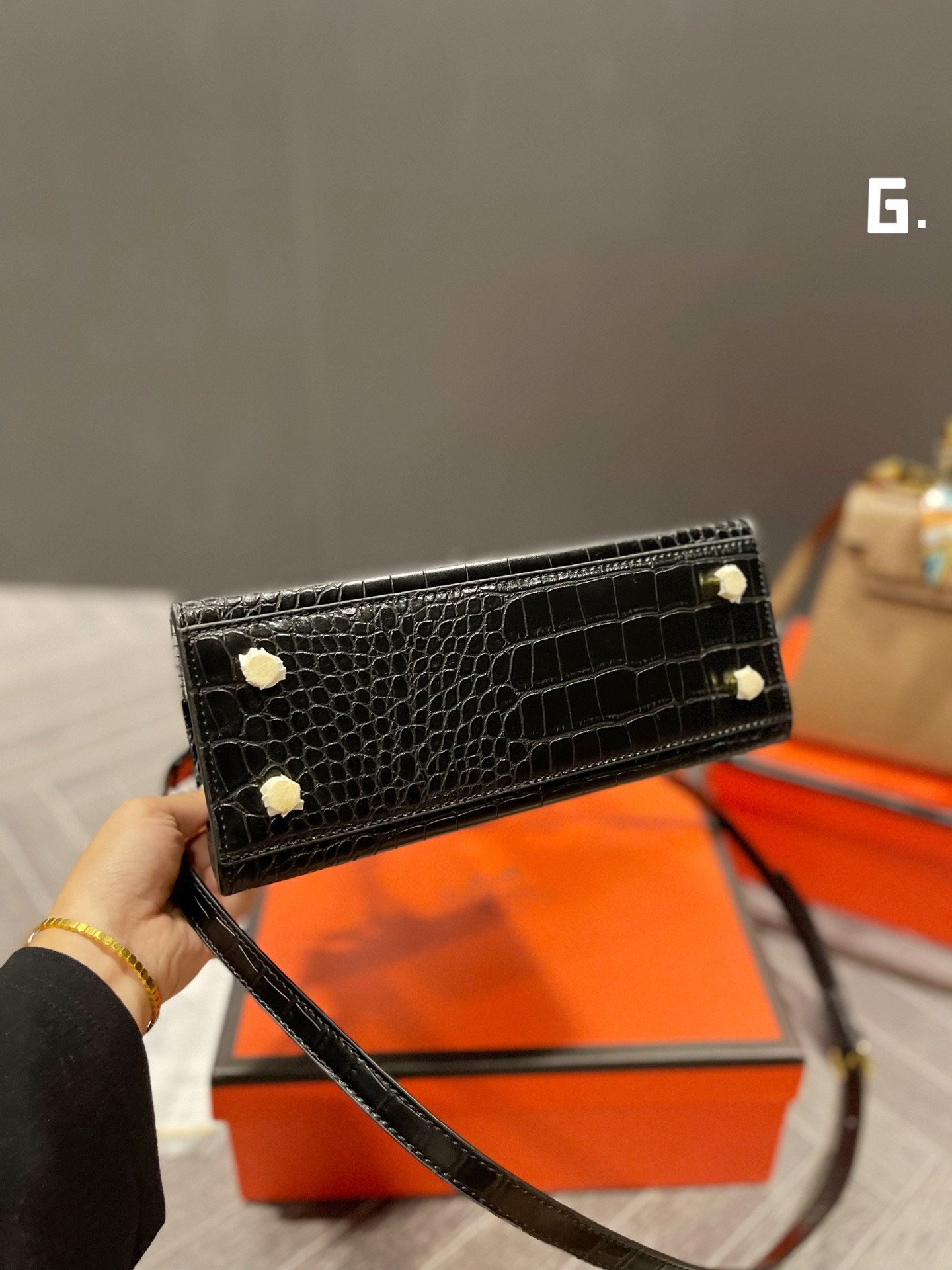 Hermès Croc-Embossed Kelly Style Handbag 25cm Luxury Top-Handle Bag with Signature Charms 13