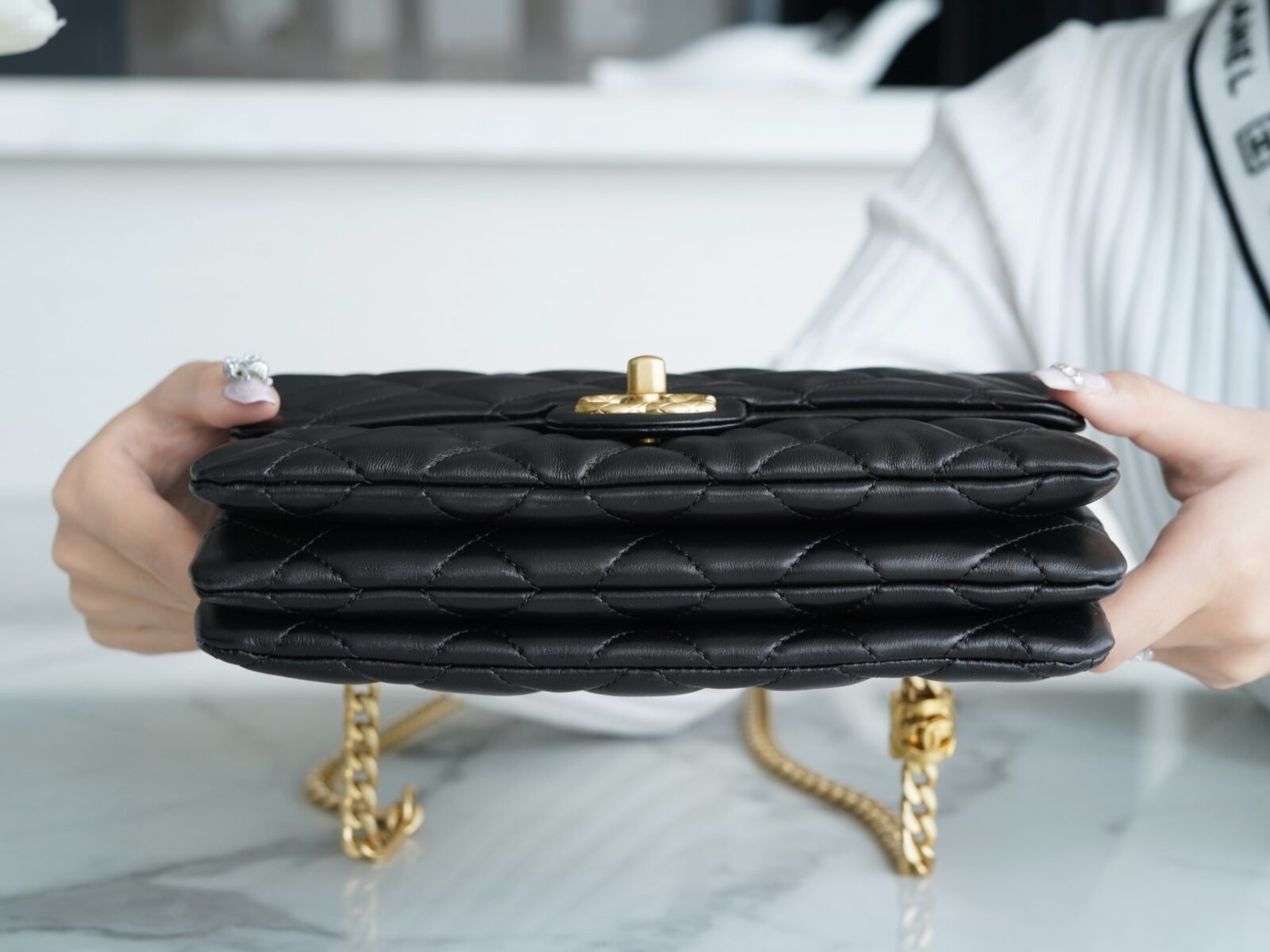 CHANEL 22K Special Edition Adjustable Gold Ball Flap Bag 22cm with Embossed CC Logo and Vintage Gold Hardware 14