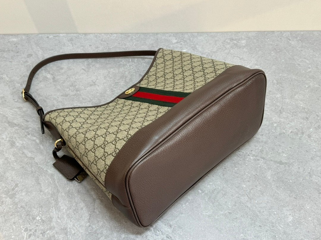 Gucci Ophidia GG Supreme Canvas Shoulder Bucket Bag Web Stripe & Double G Hardware 16