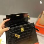 Hermès Croc-Embossed Kelly Style Handbag 25cm Luxury Top-Handle Bag with Signature Charms 18
