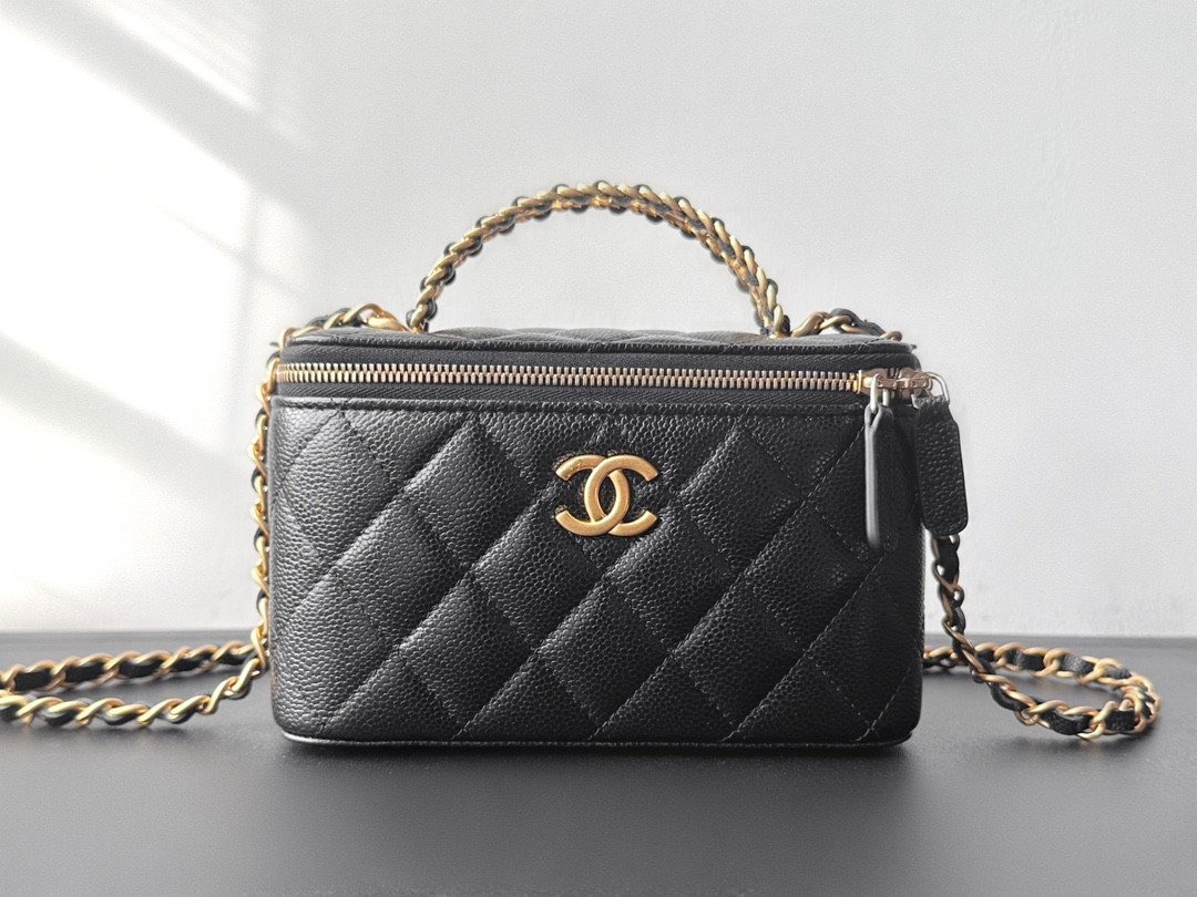 Chanel Signature Letter Handle Vanity Case 17cm Upgraded Caviar Leather Edition 2