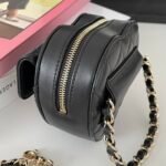 The Chanel 22SS Quilted Heart Waist Bag with Chain 3 Colors 24