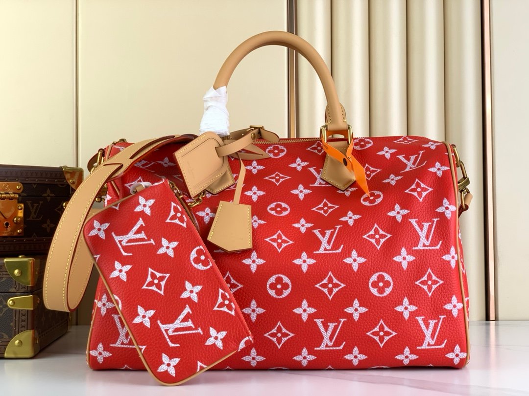 Louis Vuitton Pharrell Williams Speedy Bandoulière 40 Travel Bag A New Era of Monogram Luxury 36