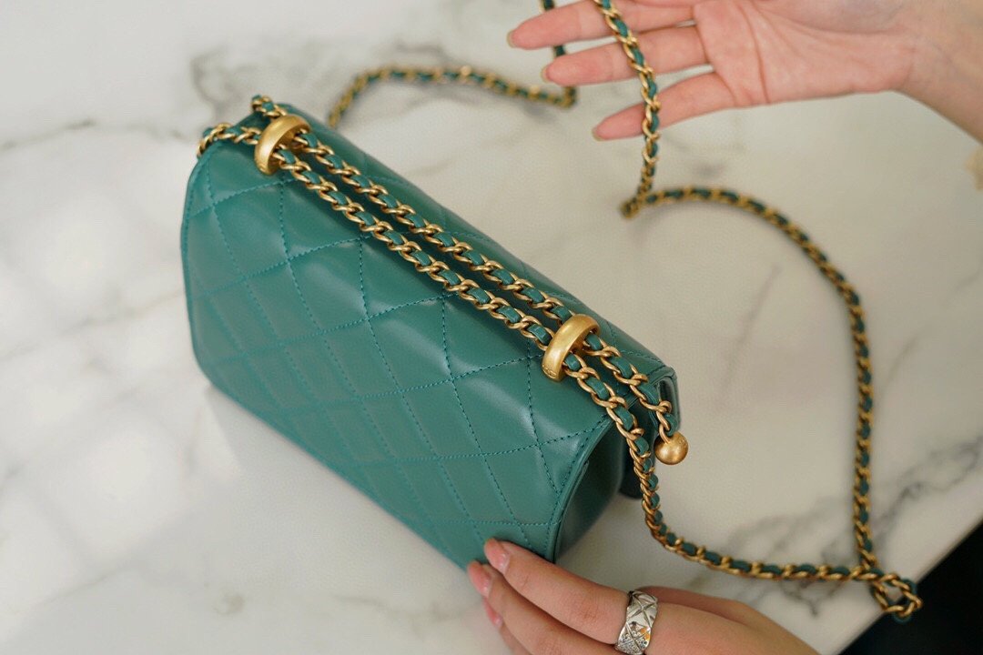 Chanel 2021 Métiers d’Art Collection Mini Flap Bag 19cm Smooth Calfskin with Double Adjustable Golden Balls 6
