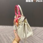 Hermès 25cm Birkin-Style Exotic Crocodile Embossed Leather Handbag Luxury Celebrity Edition 5 Colors 8