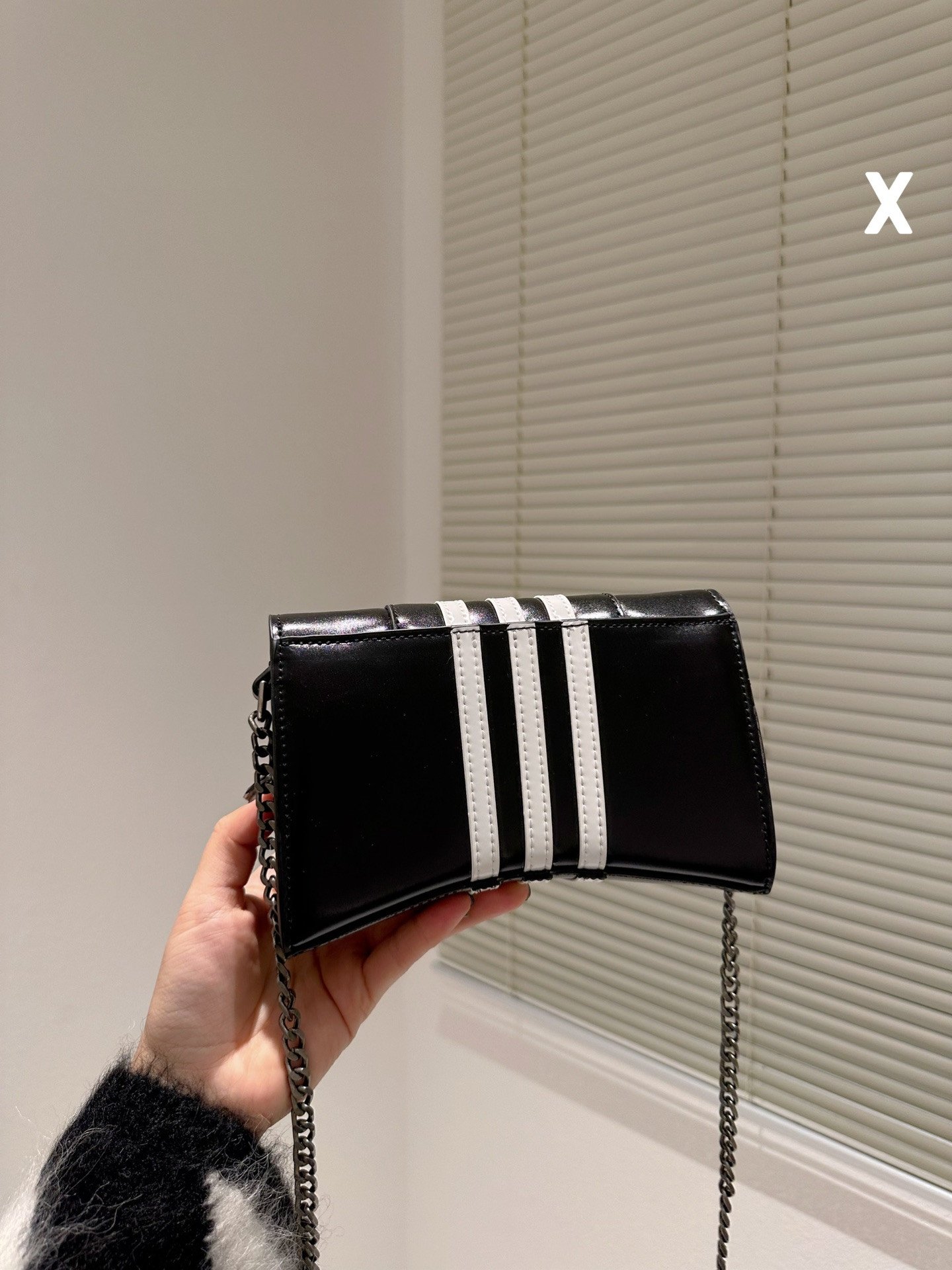 Balenciaga x Adidas Collaboration Hourglass Small Handbag 20cm 3-Stripes Calfskin Chain Crossbody Bag 8