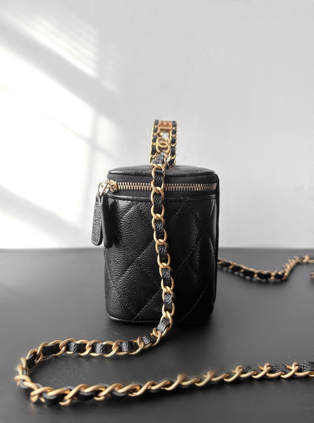 Chanel Signature Letter Handle Vanity Case 17cm Upgraded Caviar Leather Edition 8