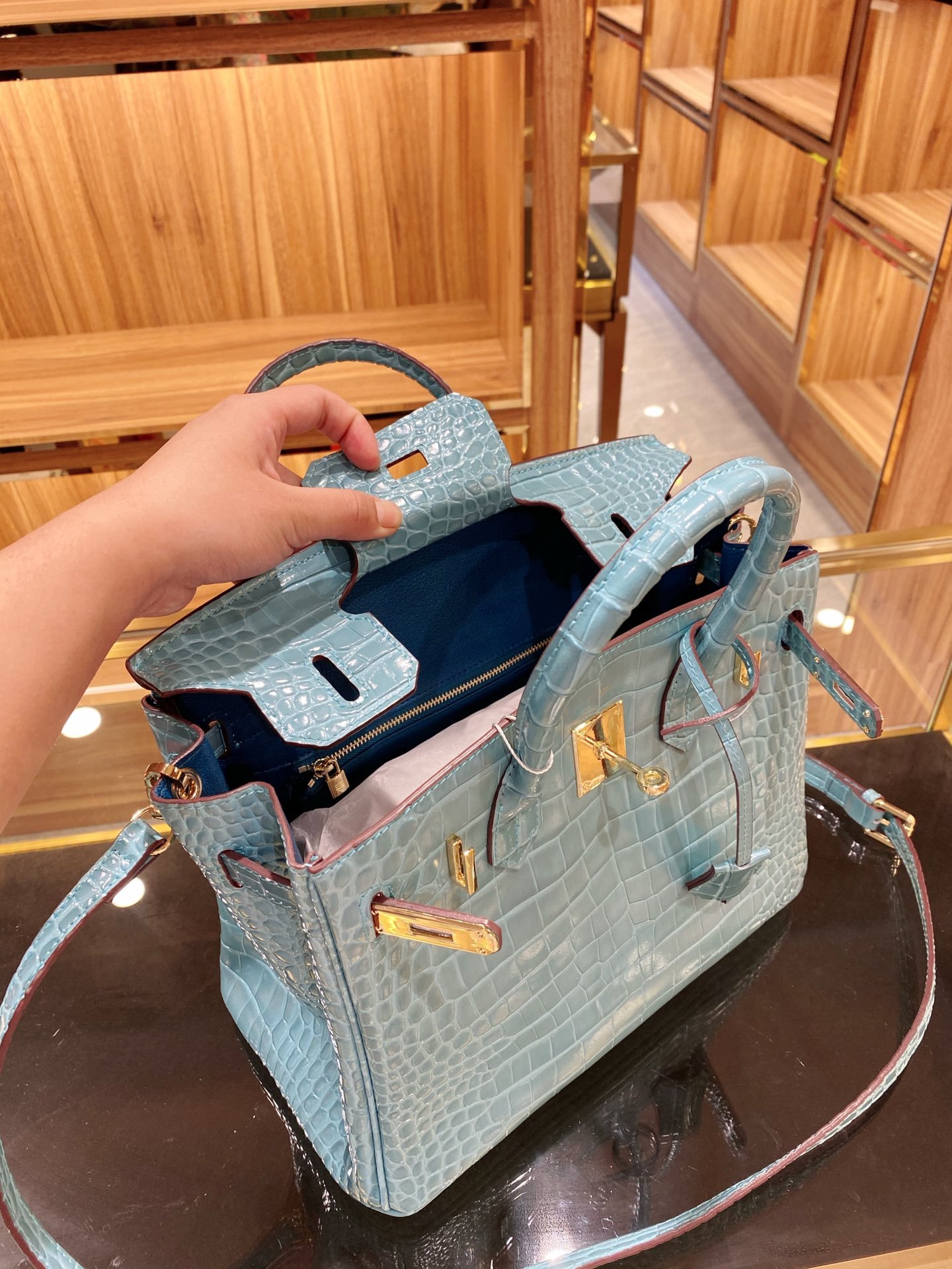 Hermès Queen Birkin Style Crocodile-Embossed Genuine Leather Handbag 30cm with Detachable Shoulder Strap 9