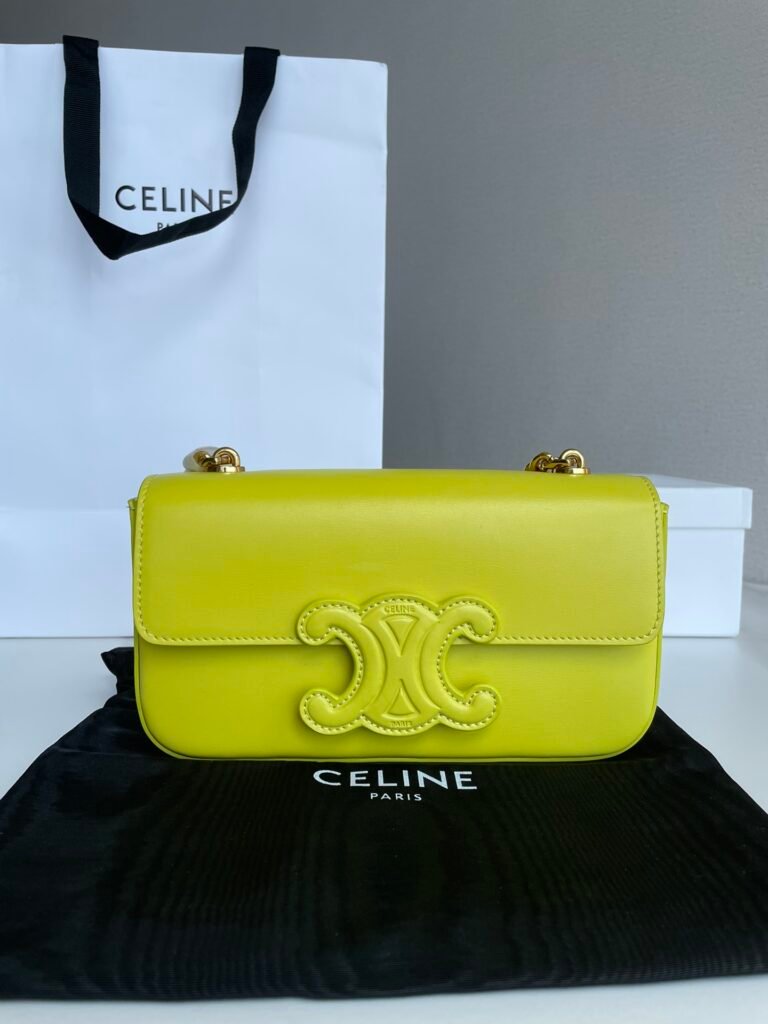 Celine Triomphe Chain Shoulder Bag 20.5cm Lime Green Smooth Calfskin Handbag – Image 1