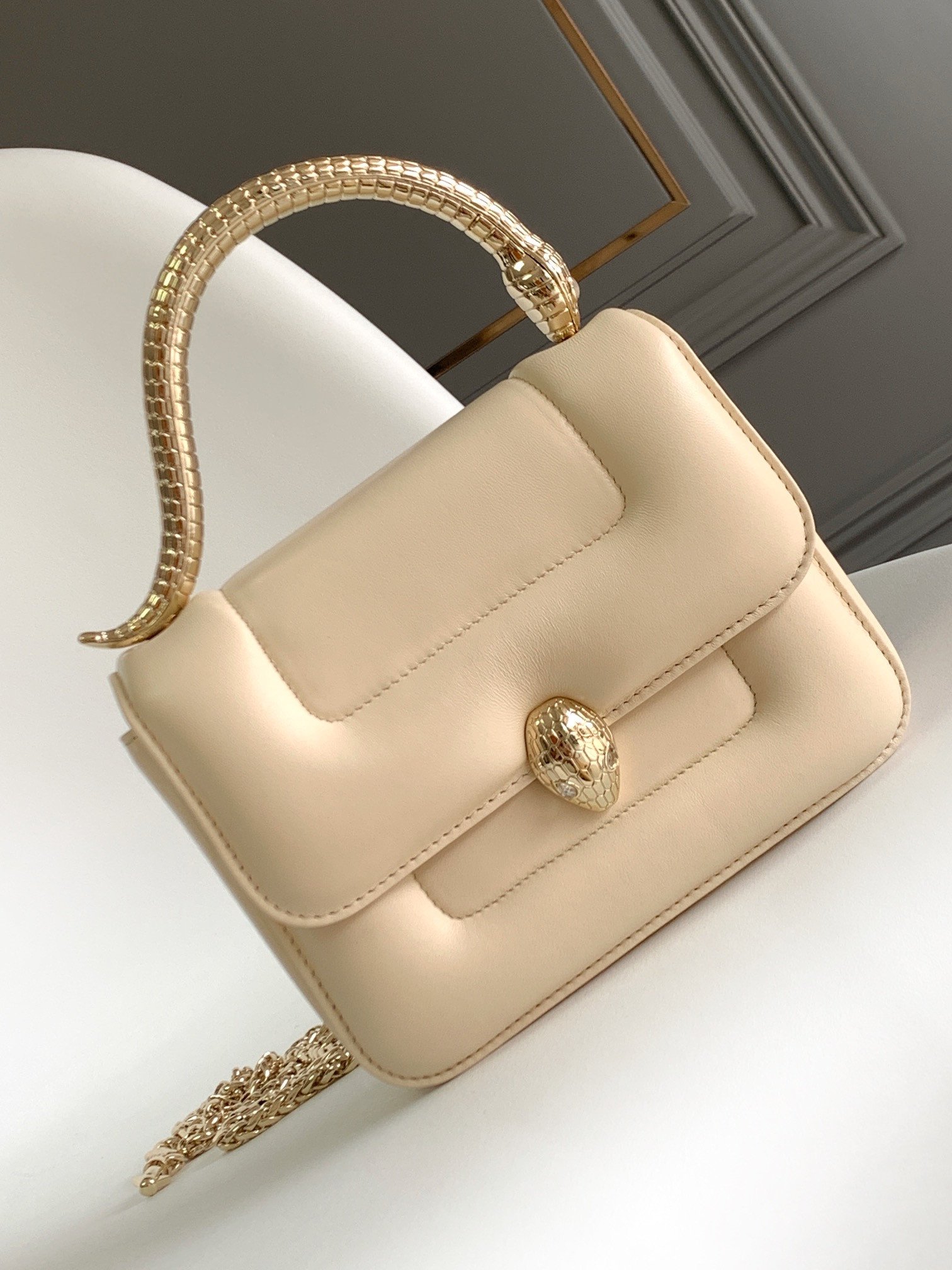 BVLGARI x Mary Katrantzou Serpenti Metamorphosis Bag 19cm Limited Edition Quilted Lambskin Crossbody Handbag BVLGARI x Mary Katrantzou Serpenti Metamorphosis Bag 19cm Limited Edition Quilted Lambskin Crossbody Handbag
